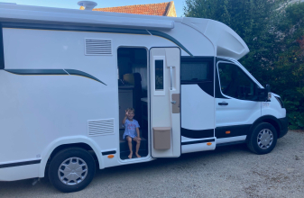 FORD BENIMAR TESSORO image