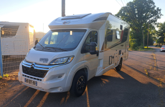 Citroen BURSTNER LYSEO TD 690 G image