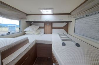 Citroen BURSTNER LYSEO TD 690 G image