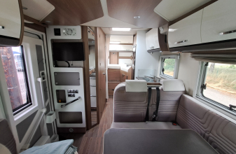 Citroen BURSTNER LYSEO TD 690 G image