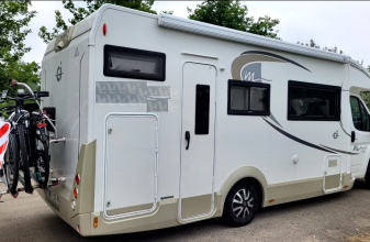 Fiat CARAVANS INTERNATIO. MAGIS image