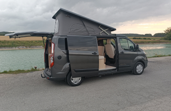 FORD CAMPEREVE COMPACT image