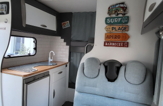 FORD CHAUSSON FLASH image