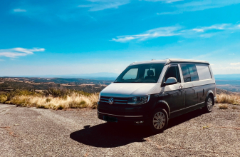 Volkswagen TRANSPORTEUR T6 image