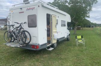 Ford CHALLENGER 171 image