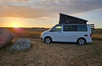 VOLKSWAGEN VOLKSWAGEN CALIFORNIA image