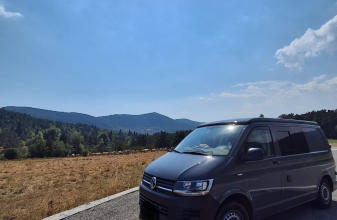 Volkswagen TRANSPORTEUR T6 image