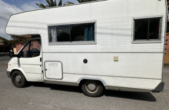 Ford CHALLENGER Transit image