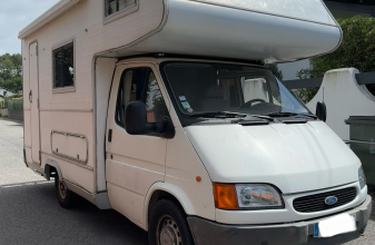 Ford CHALLENGER Transit image