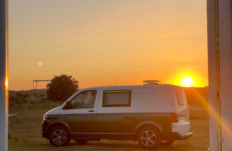 VOLKSWAGEN HANROAD TREK image