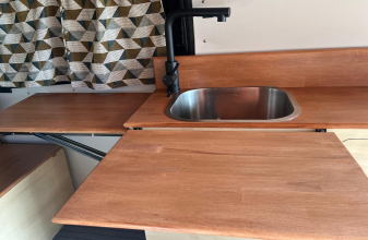 Ford AUTRE Custom image