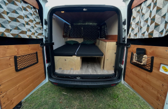 Ford AUTRE Custom image