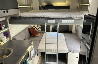 FORD CHAUSSON TITANIUM EDITION image