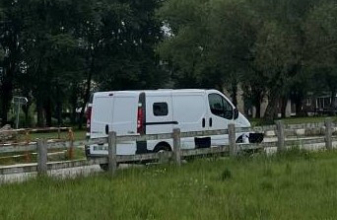 RENAULT STYLEVAN BASE RENAULT TRAFIC image