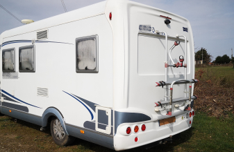 Renault ERIBA Jet 696 image