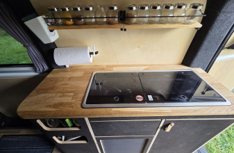 Volkswagen TRANSPORTEUR T6 image