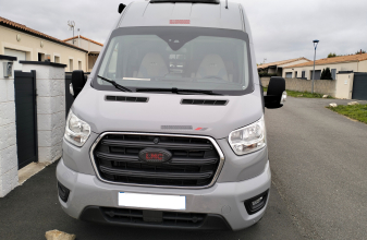 Ford LMC CARAVAN INNOVAN 590 image