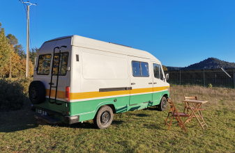 Mercedes AUTRE 207d image