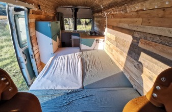 Mercedes AUTRE 207d image