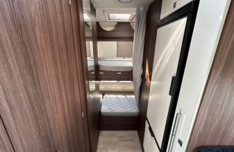 FORD BENIMAR TESSORO image