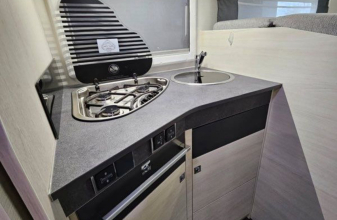 Ford CHAUSSON VIP 716 image