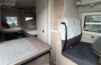 Citroen BURSTNER Jumper image