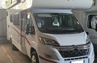  SUNLIGHT CAPUCINES image