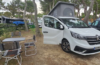 Renault BAVARIA CAMPERVAN MC500BF image
