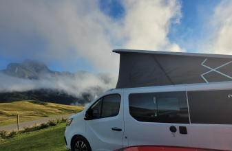 Renault BAVARIA CAMPERVAN MC500BF image