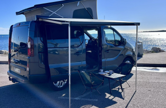 Renault FONT VENDOME Van Renault Trafic image