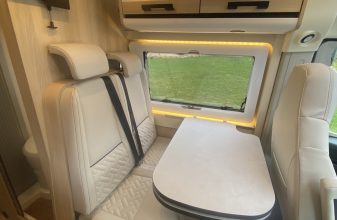 Peugeot CAMPEREVE 746 air Magellan Saphir image