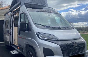 Peugeot CAMPEREVE 746 air Magellan Saphir image