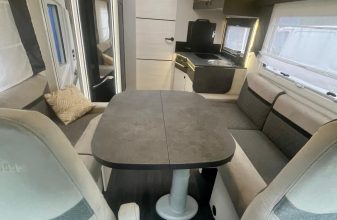 Ford CHAUSSON 720 Titanium Premium image