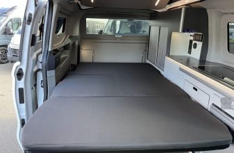 Ford Panama Tourneo Custom image