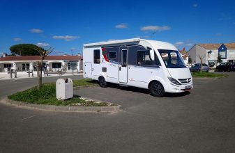 fiat Burstner integral image