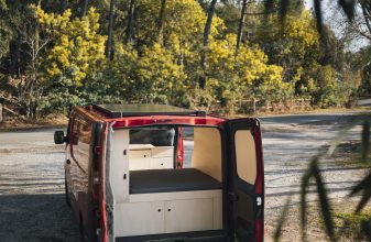 Renault TRAFIC III image