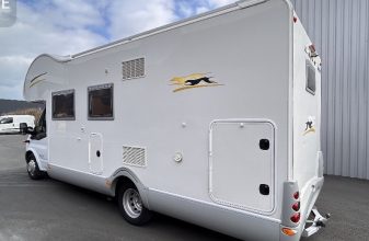 Ford transit Laika X695 image