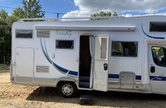 FIAT DUCATO II 2.3 JTD 130 CV EU4 35L 3.5T MC LOUIS TANDY 640 SAFETY PACK image