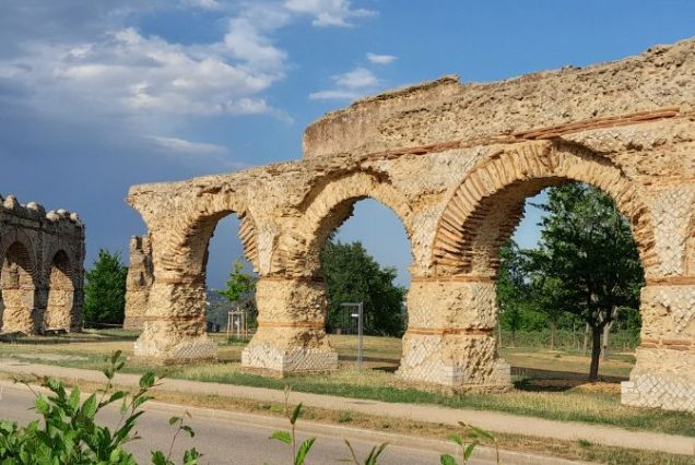 road-trip-monts-du-lyonnais-depart-lyon-aqueduc-gier